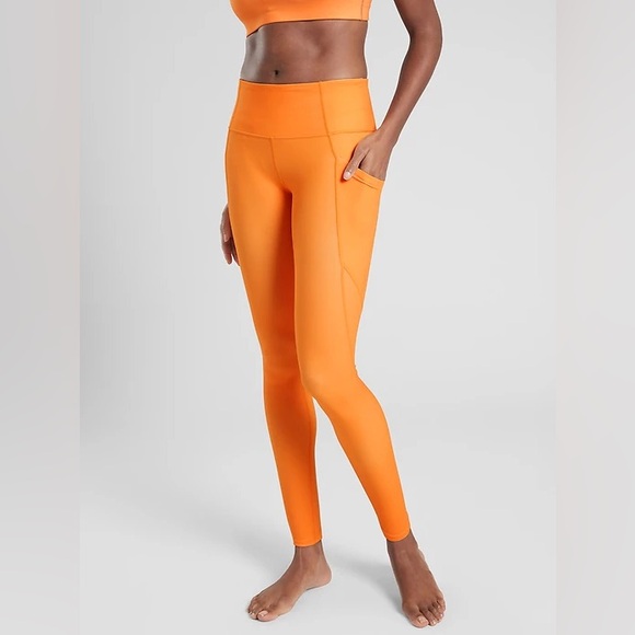 Athleta Pants - Athleta Stash Pocket Tight Leggings